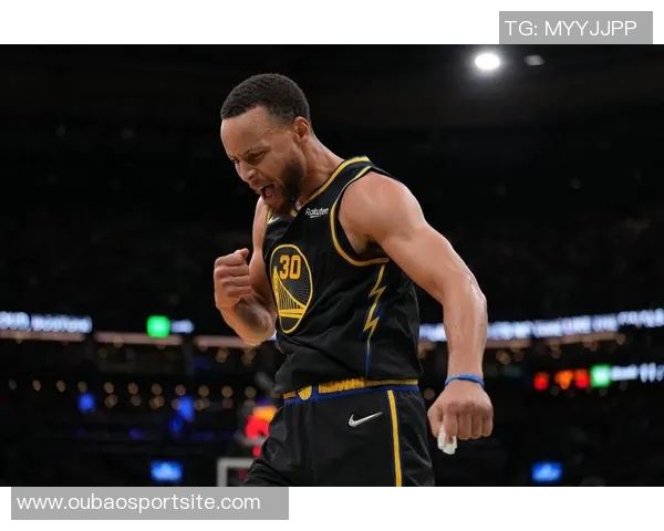 库里三分球精彩表现引发热议一度登上微博热搜榜第二位